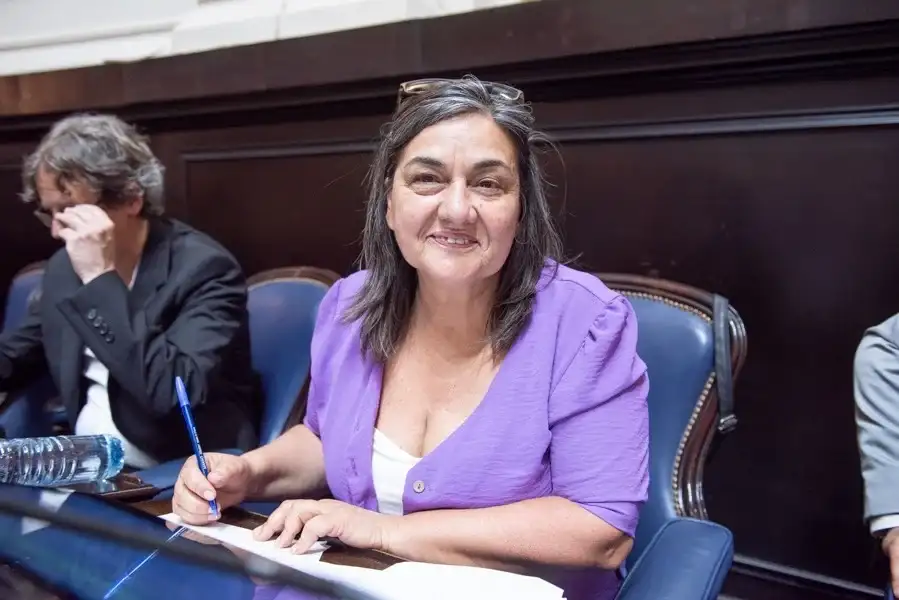 Mónica Schlotthauer