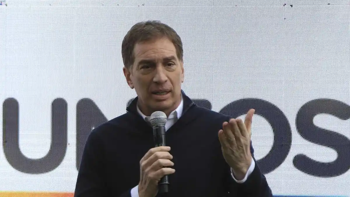 Santilli: "Kicillof saqueó a la Provincia como ministro y ahora la fundió como gobernador"