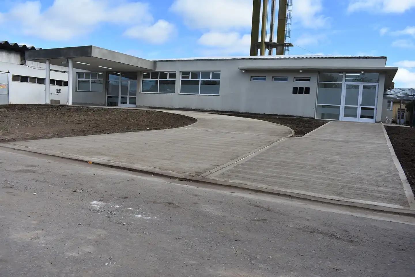 Adolfo Alsina: Carhué logró con voluntarios y donaciones terminar el hospital para atender casos de Coronavirus