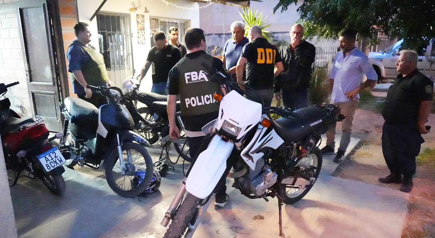 Pleno desarrollo. Del procedimiento policial en la tarde-noche del pasado jueves
