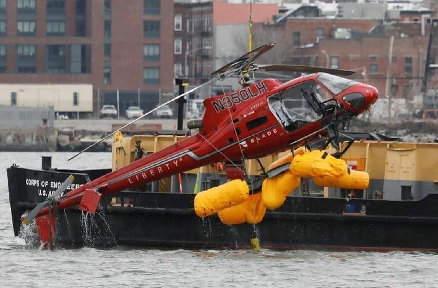 El piloto del helicóptero caído expuso su versión sobre el origen del accidente
