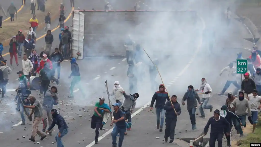 Ecuador arresta a comerciantes por subir precios