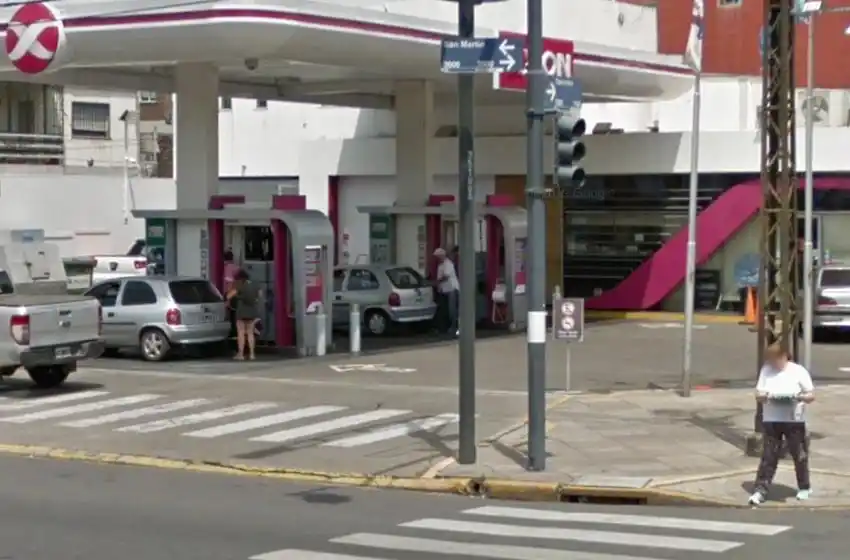 Se tomó un taxi para ir a asaltar una estación de servicios y terminó detenido