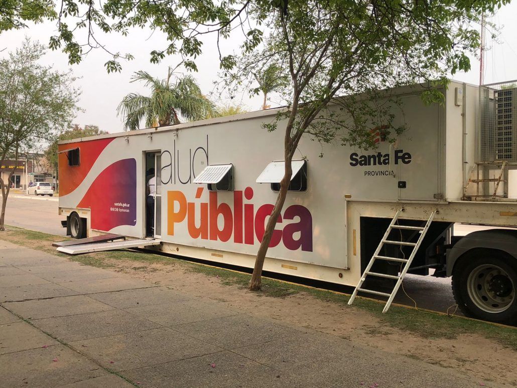 El camión sanitario recorre el norte santafesino