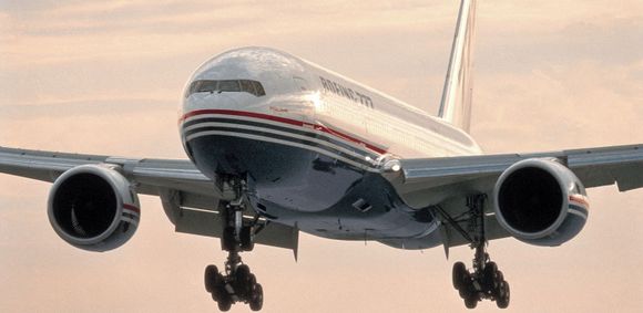 Boeing y Pratt & Whitney solicitan a la FAA más tiempo para implementar cambios en los motores del 777