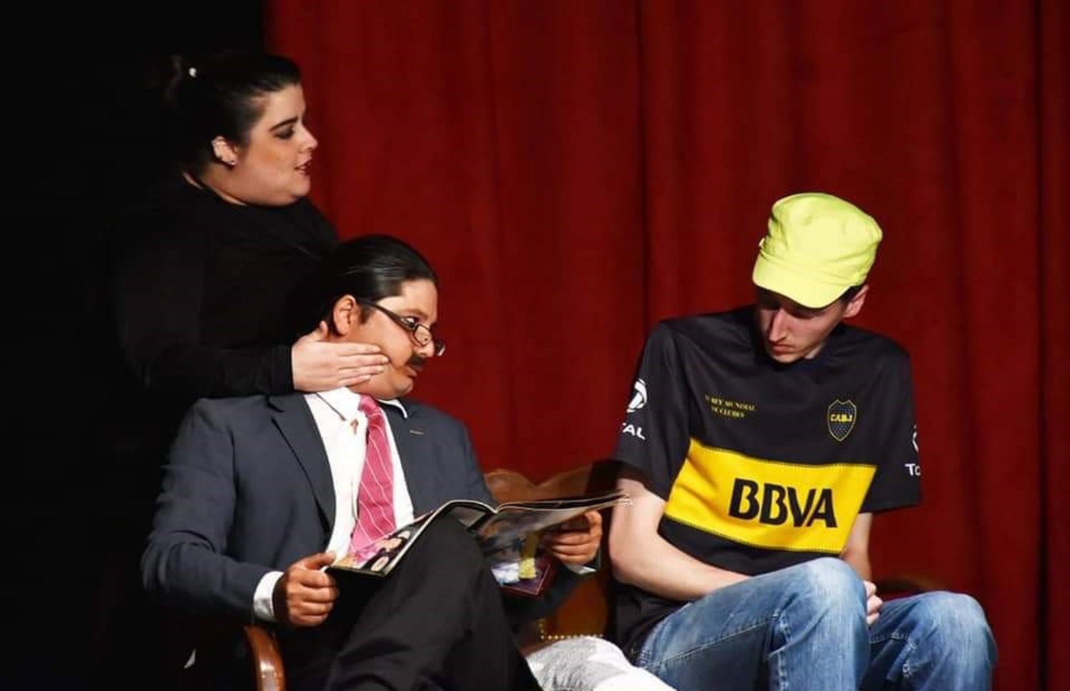En el ciclo «100pre Teatro en Crespo» presentan ‘Esperando de a dos’