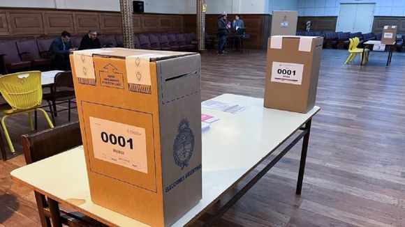 Más de 430.000 jóvenes bonaerenses sub 18 están en condiciones de votar el domingo