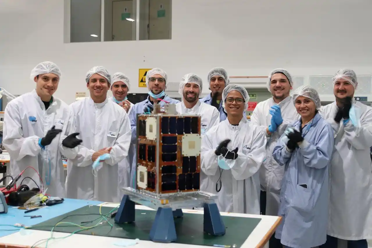 El microsatélite argentino ATENEA será parte de la misión Artemis II que vuelve a la Luna