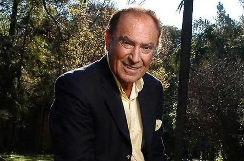 Homenaje a Calabró por el aniversario de su muerte