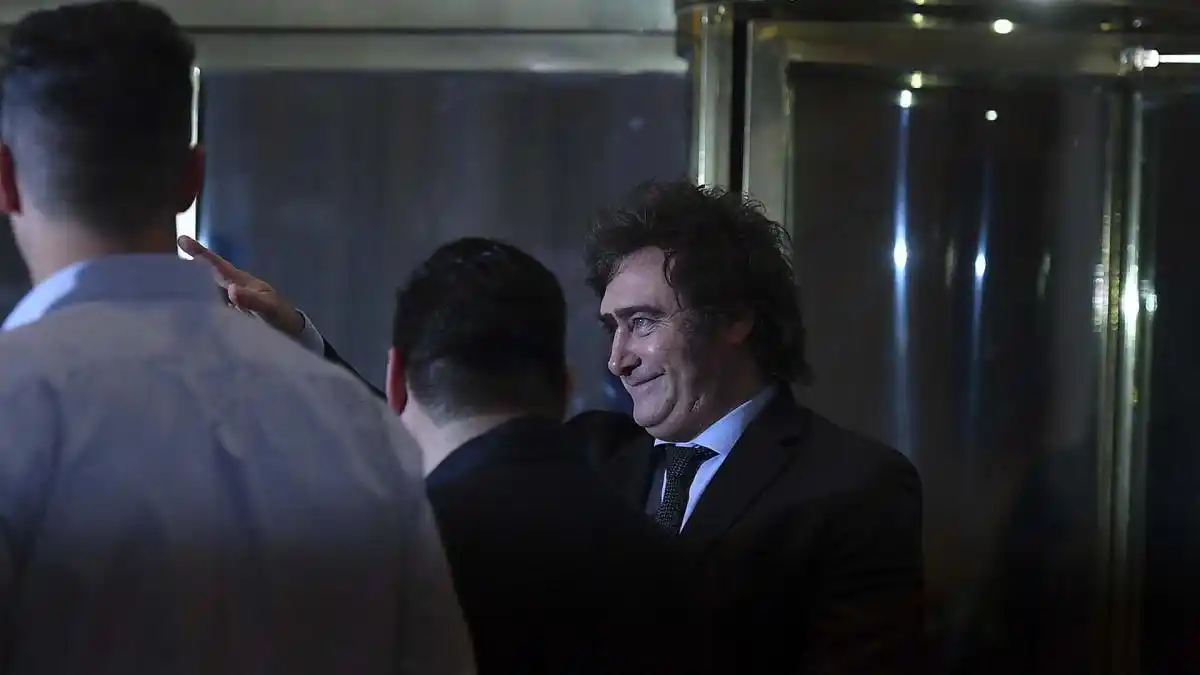 Milei se reunió con su gabinete y agradeció los saludos de los líderes mundiales