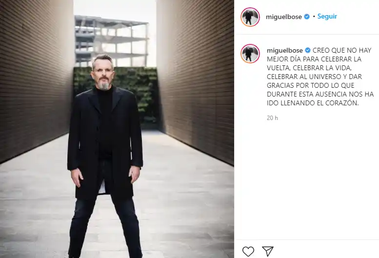 La primera fotografía del recargado Miguel Bosé. Foto: Instagram