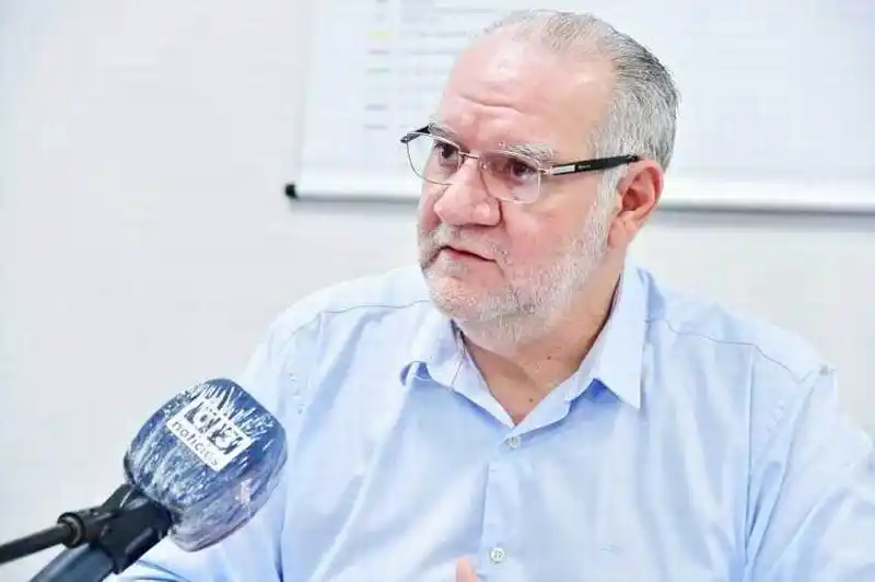 “Paoltroni miente, hay un solo cuadro 
tarifario vigente para todos los formoseños”