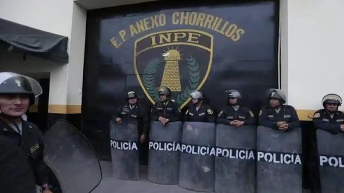 MUERE QUEMADA venezolana que estaba presa en un penal en Perú