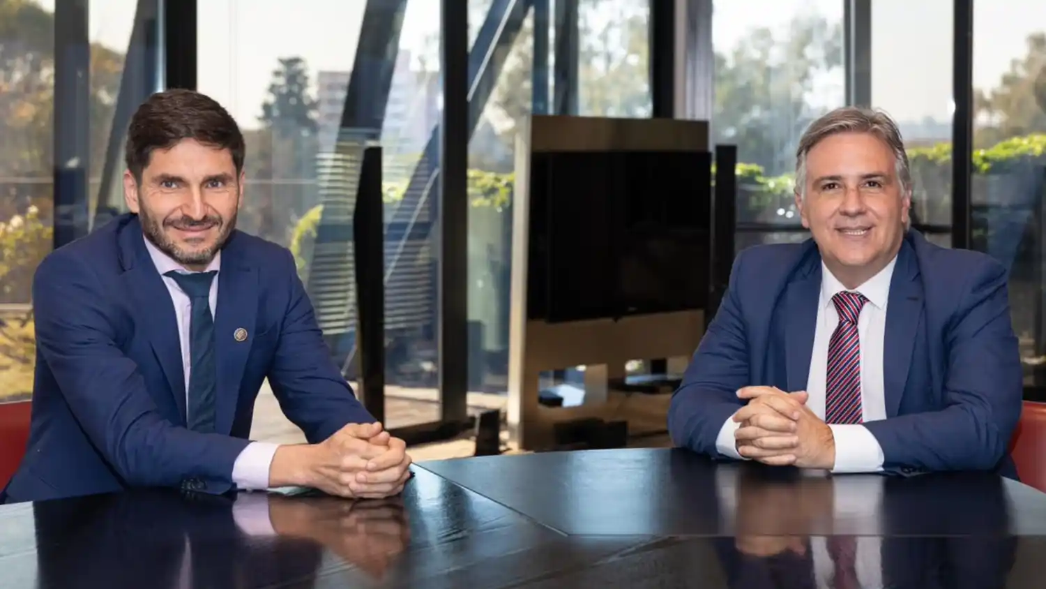 Maximiliano Pullaro y Martín Llaryora.