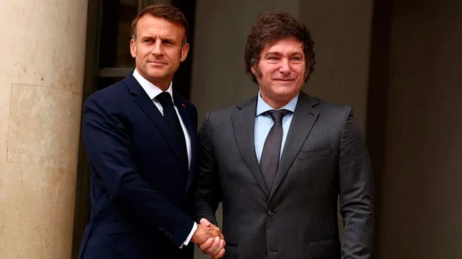 El presidente Milei junto a su par francés Emmanuel Macron.