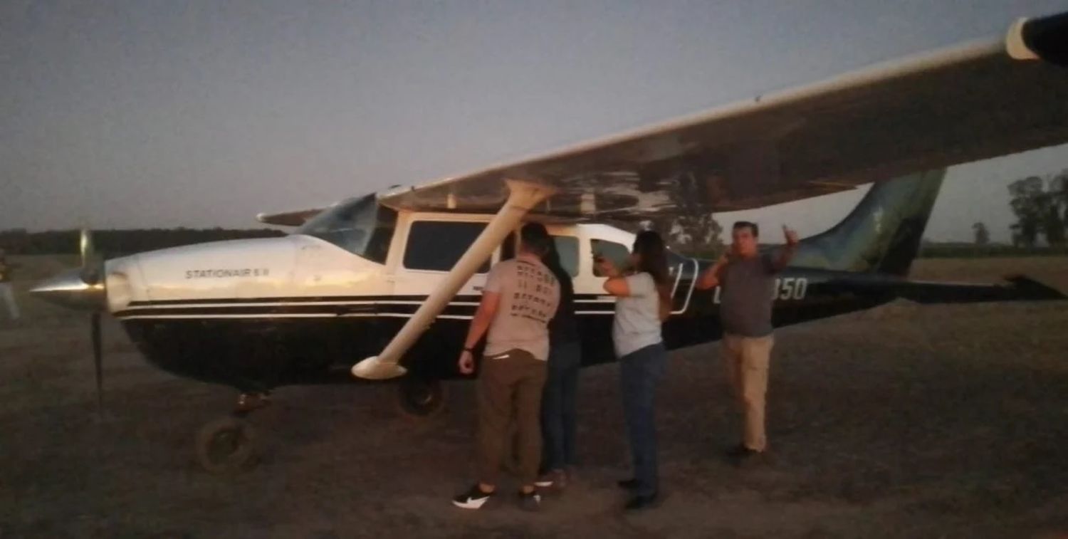 En el interior de la aeronave había alrededor de 480 kilos de cocaína distribuida en panes. Fotos: Gentileza