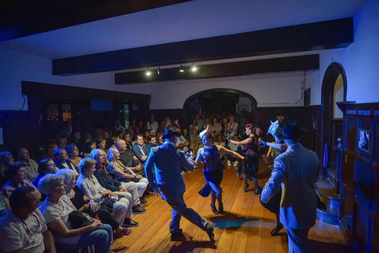 Los espectáculos musicales se desarrollarán los sábados a las 20:00 con entrada gratuita.