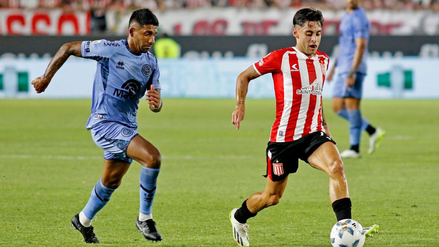 Estudiantes derrotó a Belgrano en La Plata.