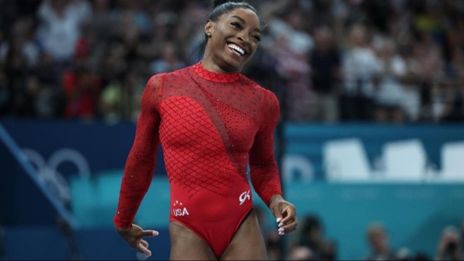 ¿Cuántos cristales tenía el traje que lució Simone Biles para ganar su tercera medalla dorada en París 2024?