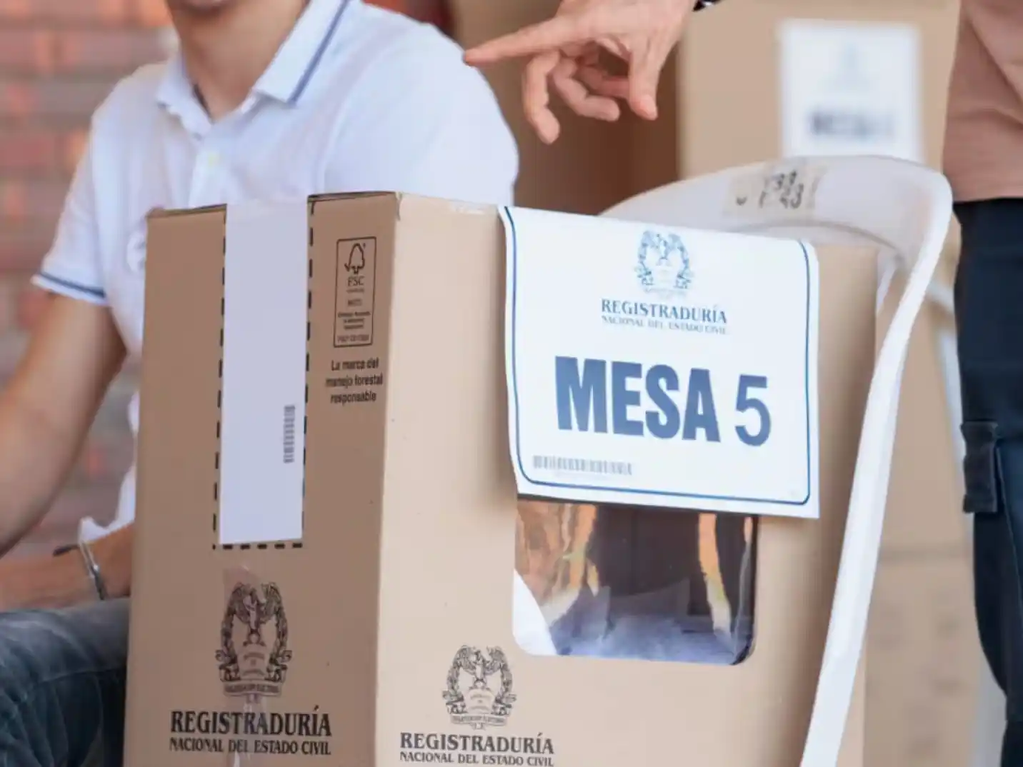 Colombia: remiten a Fiscalía denuncias por posibles anomalías en votaciones en el exterior