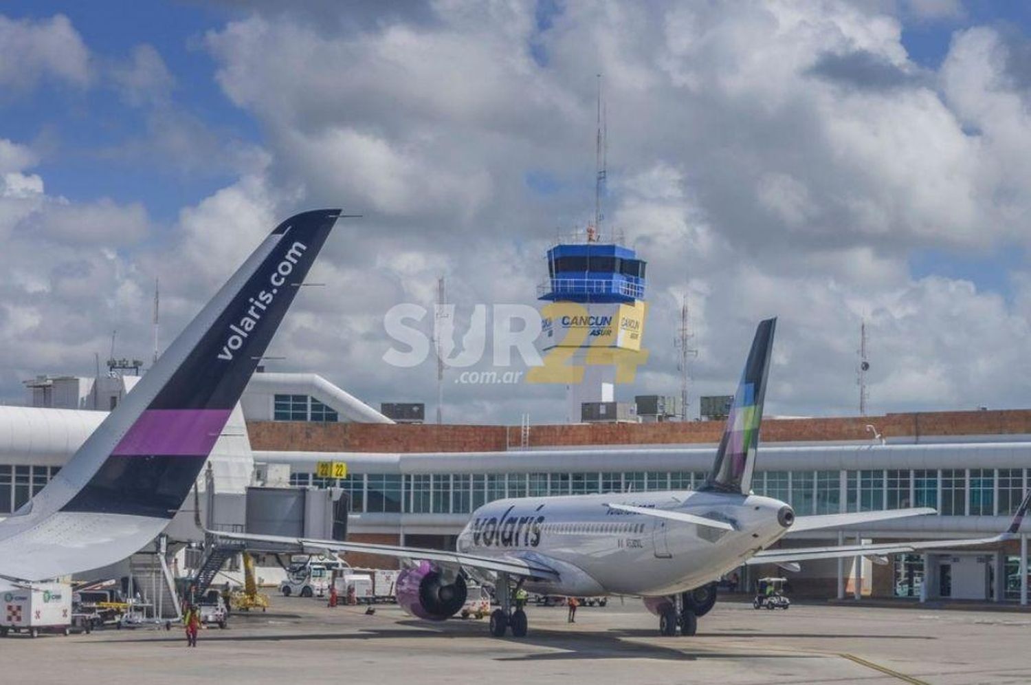 Videos: pánico en el aeropuerto de Cancún tras reporte de disparos