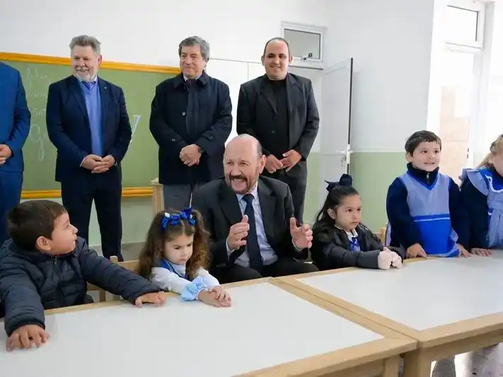 “La inversión educativa es posible por la gestión 
eficiente de los fondos públicos durante 23 años”