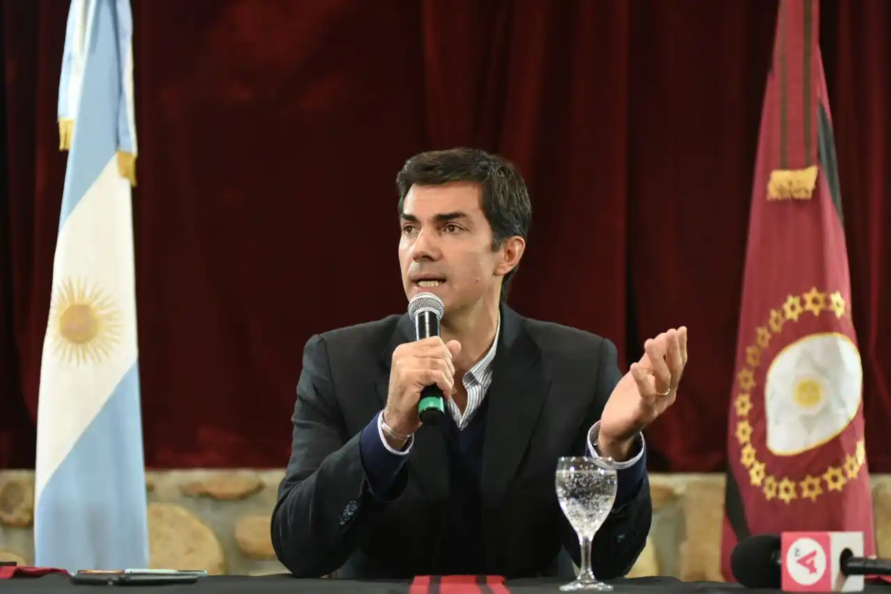 Urtubey: "El gobierno nacional está generando una política de ajuste que yo no comparto"