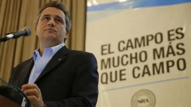 Etchevehere: “El campo es coherente. Lo que dice, coincide con lo que hace”