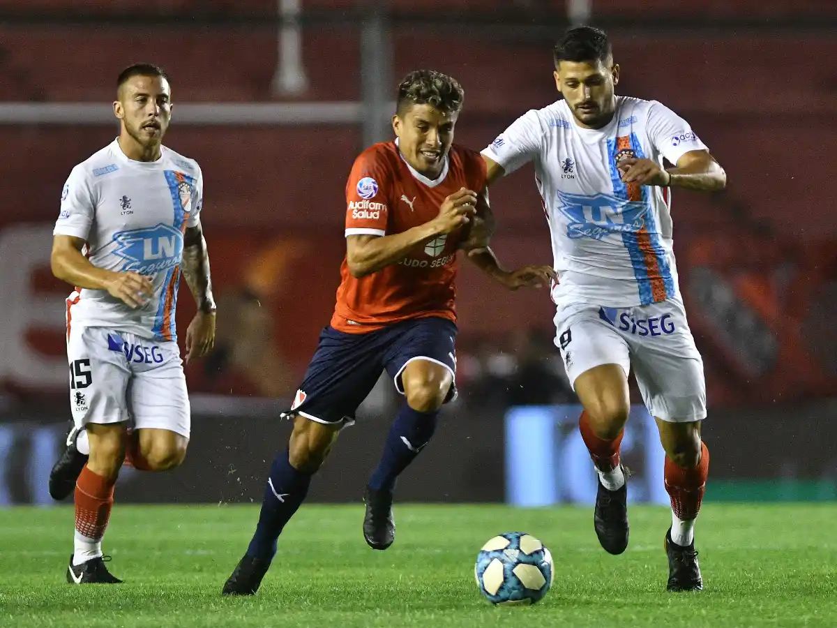 El “Rojo” logró un empate agónico