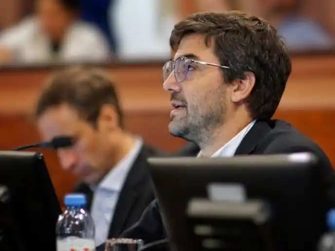 Sarubi cuestionó el paro docente convocado por Agmer: “Involucran a 1,5 millones de entrerrianos en un conflicto que afecta a unos pocos”