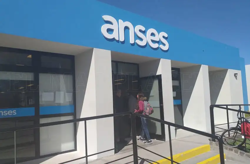A partir del miércoles se reactiva la entrega de tarjetas AlimentAR
