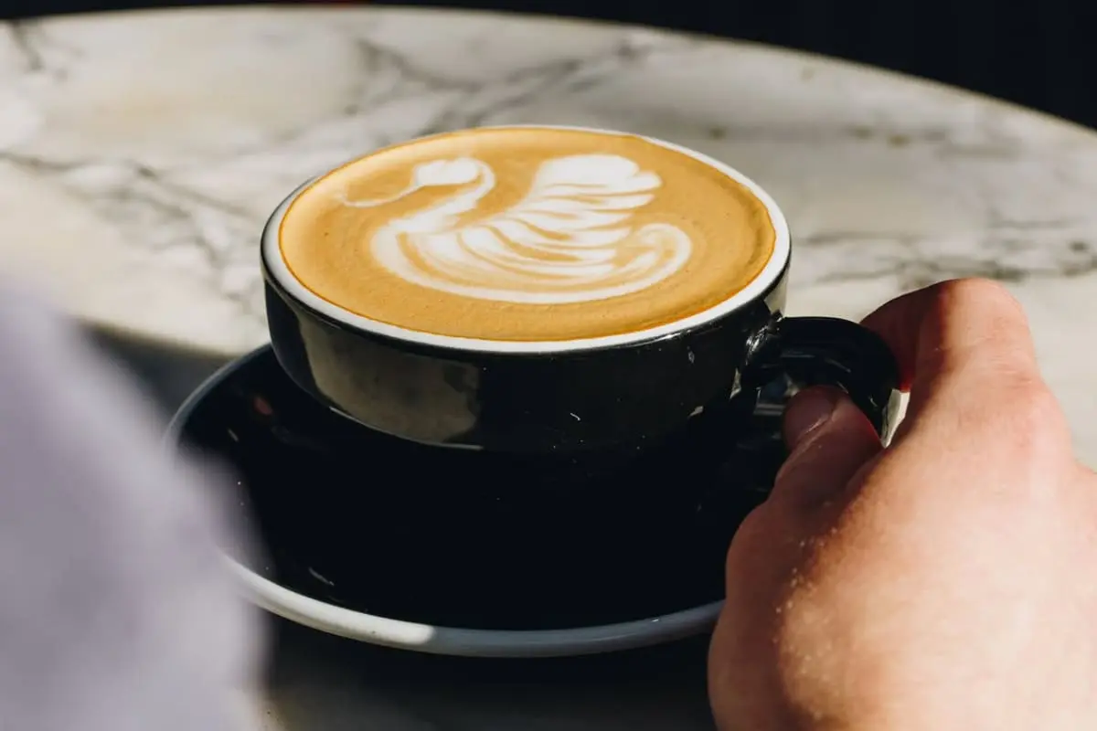 Un estudio vincula el consumo de café con una mayor diversidad de la microbiota intestinal
