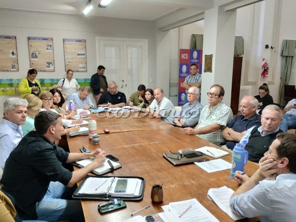 Reunión de la Comisión de Política Económica con entidades rurales