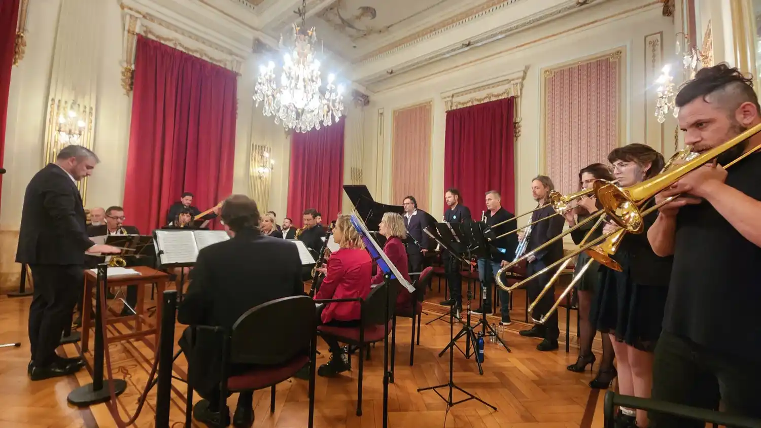 La Banda Municipal supera largamente las 100 presentaciones anuales: conciertos de jazz, didácticos, ciclos de cine y otras invitaciones que llegan a lo largo de cada ciclo.