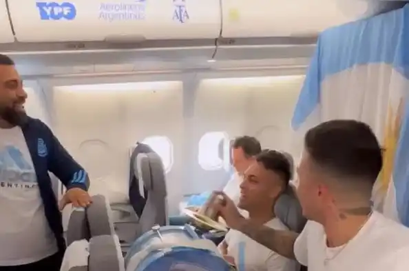 Los campeones del mundo hicieron una nueva versión de "Muchachos"