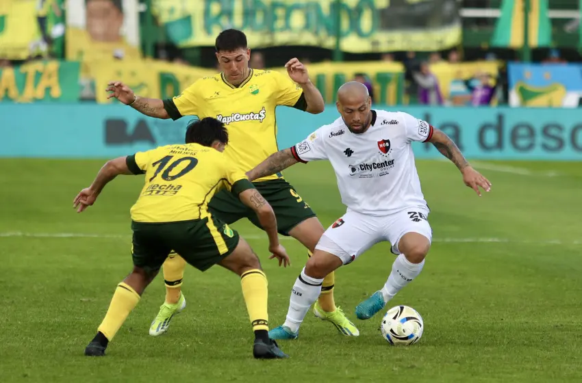 Newell's se llevó un empate 1-1 con Defensa y Justicia y cuidó a sus titulares
