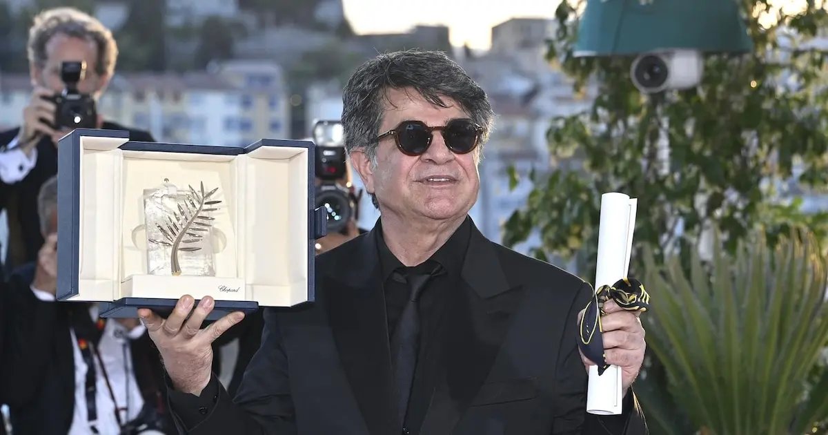 Condenan a cinco años de prisión al cineasta Jafar Panahi en Irán