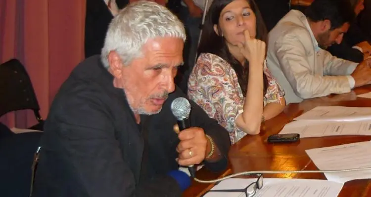 Vázquez y Atrip renombraron su bloque como Frente Renovador Oficial