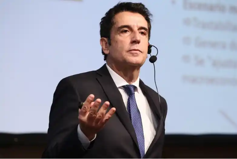 Carlos Melconian le puso número al dólar del día después de las elecciones de este domingo