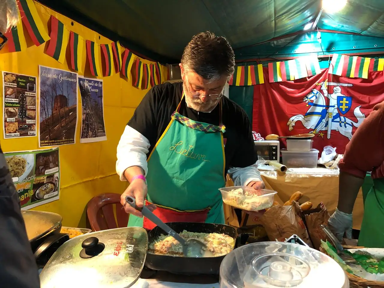 La feria propone un recorrido por los sabores del mundo, con más de 11 stands gastronómicos.