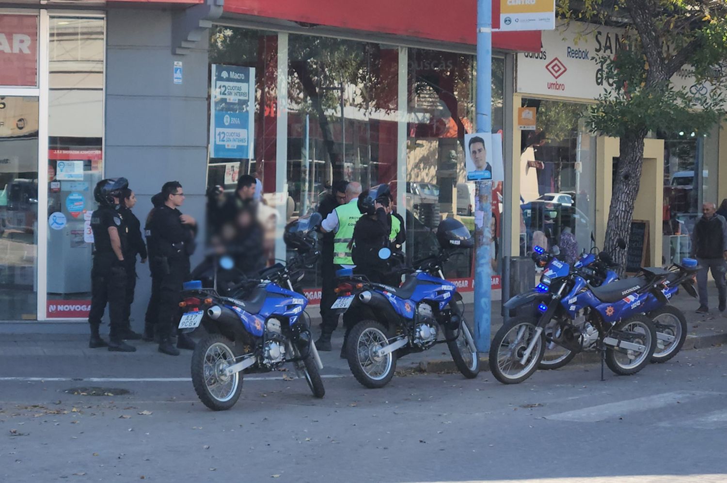 Despliegue policial en pleno centro de Rafaela, ¿qué ocurrió?