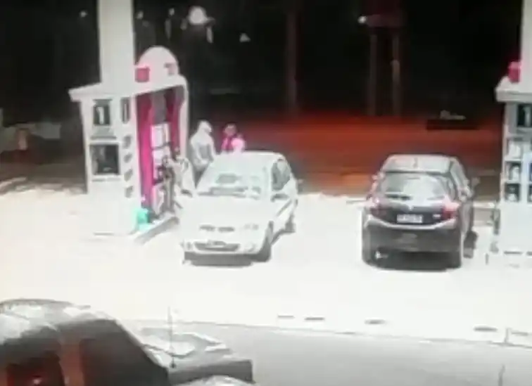 “La banda del Corsa” revivió para asaltar a cuatro comercios locales
