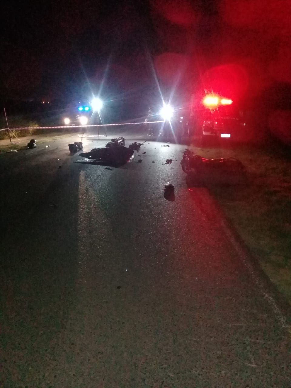 Dos motocicletas chocaron frontalmente en la ruta que une Crespo con Racedo