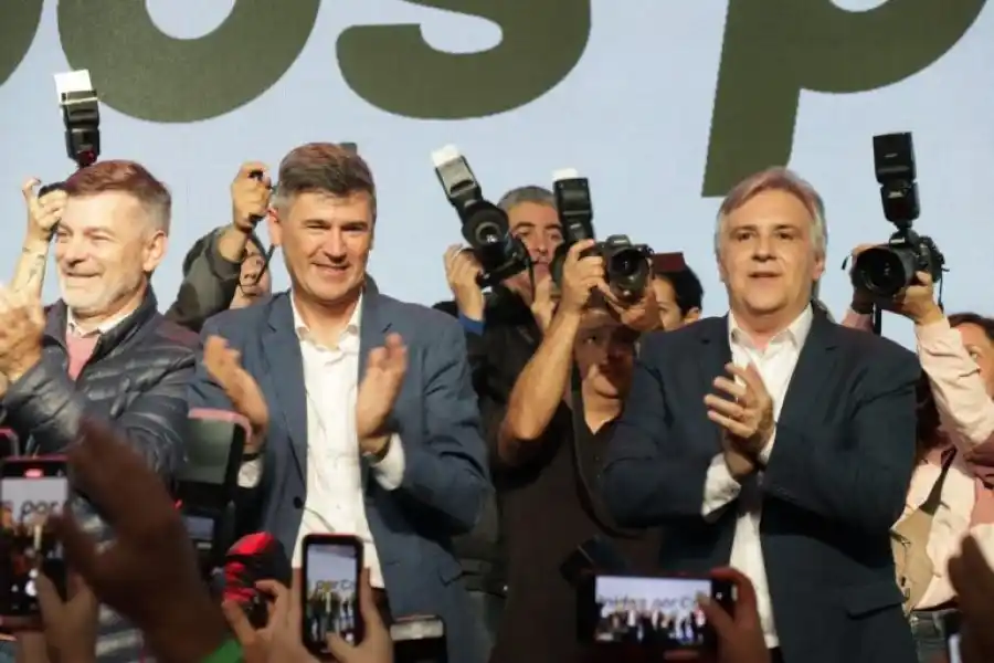 Martín Llaryora, el candidato de Juan Schiaretti, se impone por tres puntos en Córdoba