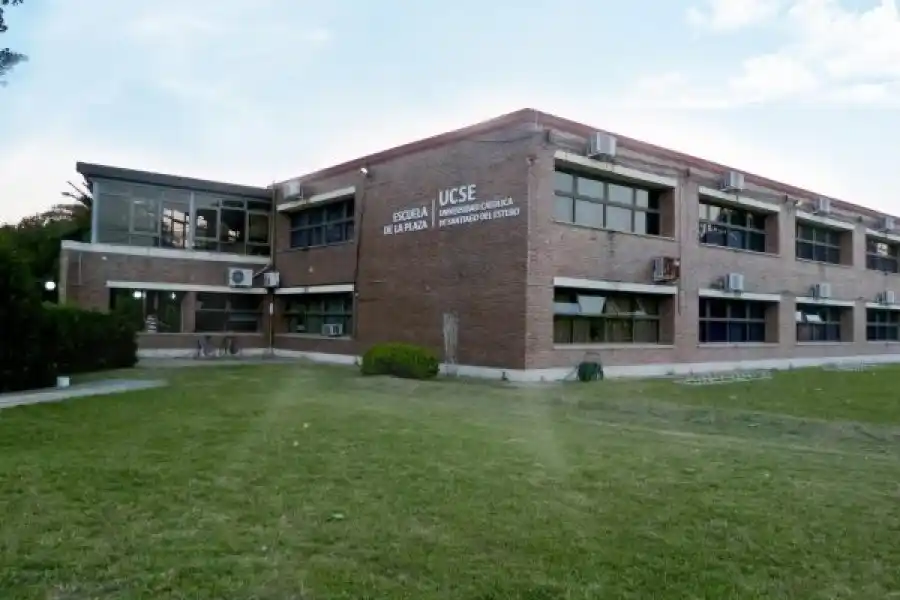 Por primera vez desde su creación, hace más de 30 años, docentes de la escuela de la Plaza se adhieren al paro