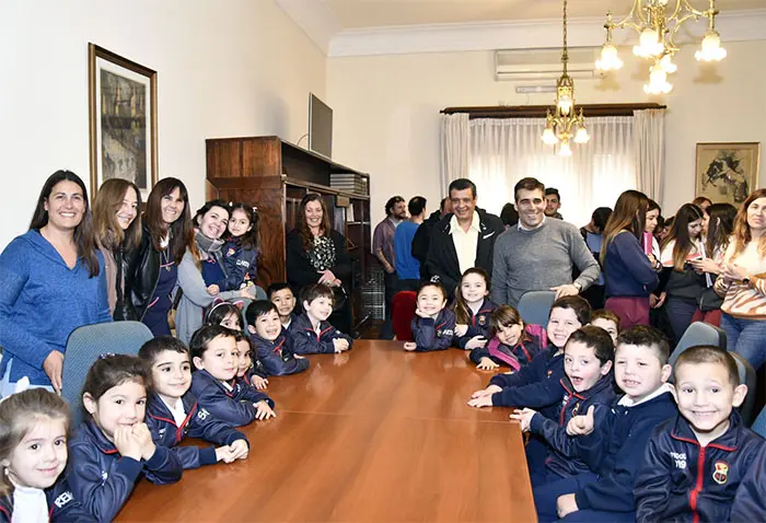 Reconocimiento para los alumnos que pasaron a la Feria de Ciencias provincial