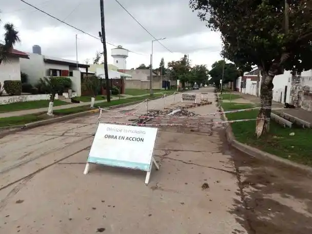 Cambia la circulación un sector de la calle De Caso