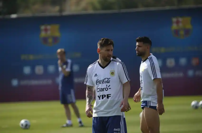 La Selección tuvo su primer entrenamiento en Barcelona