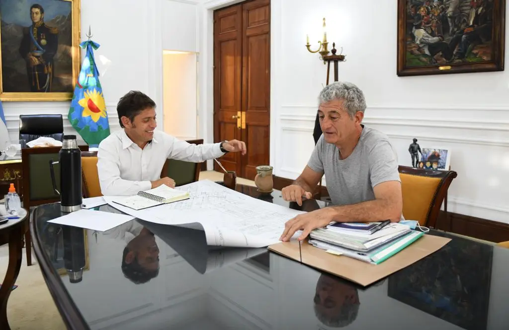 Villa Gesell, el nuevo Bariloche bonaerense: Kicillof y Barrera impulsan viajes estudiantiles todo el año 