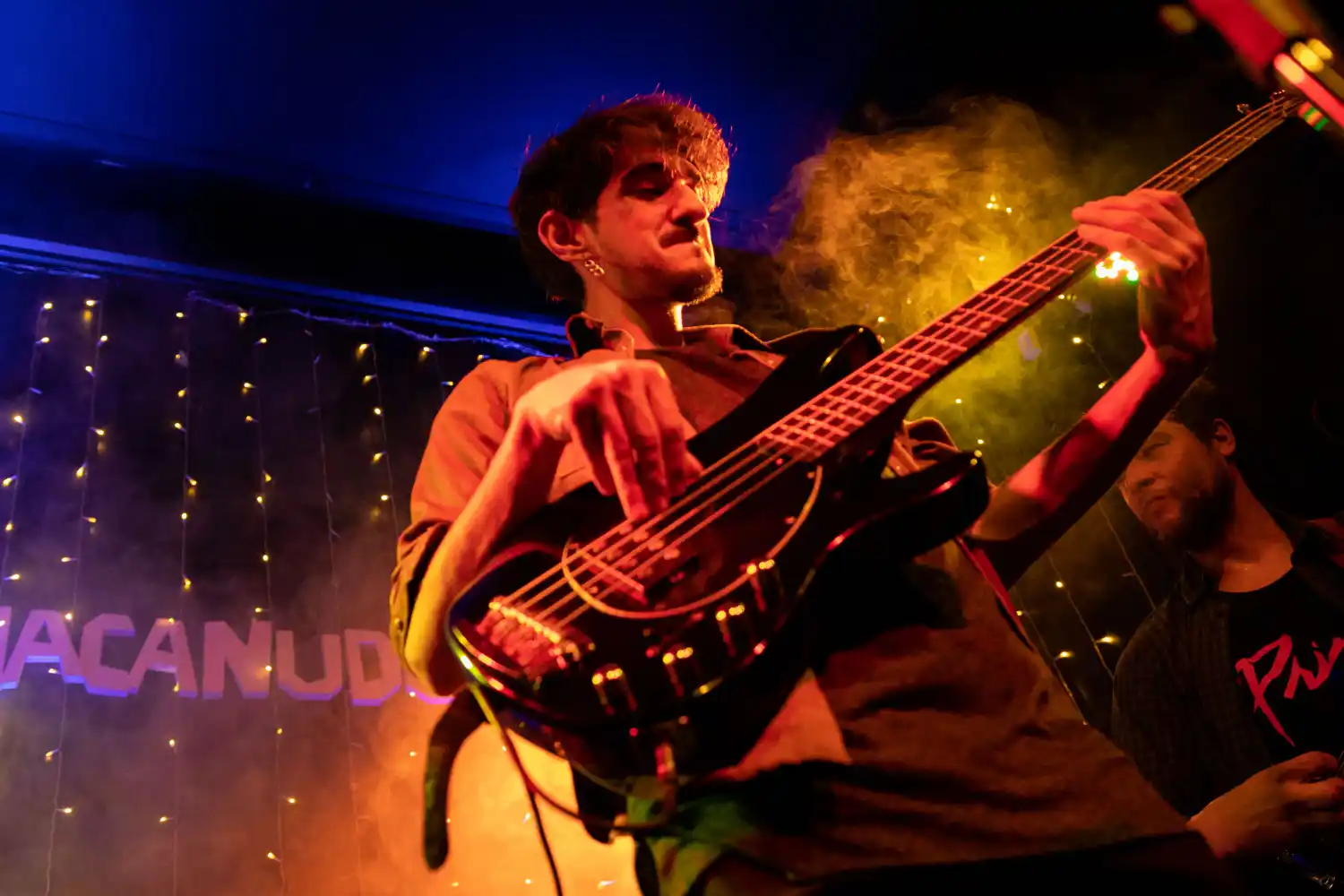 El Mounstro Del Bazar